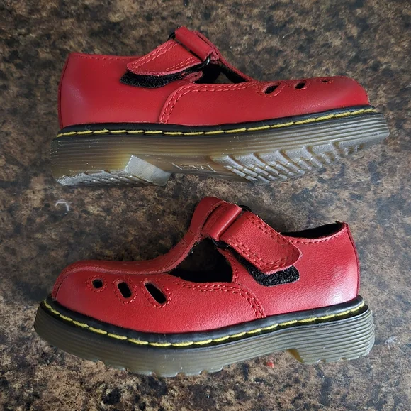 Dr. Martens Ashby Red Mary Jane Shoes Toddlers 6 AW004 SK01R
